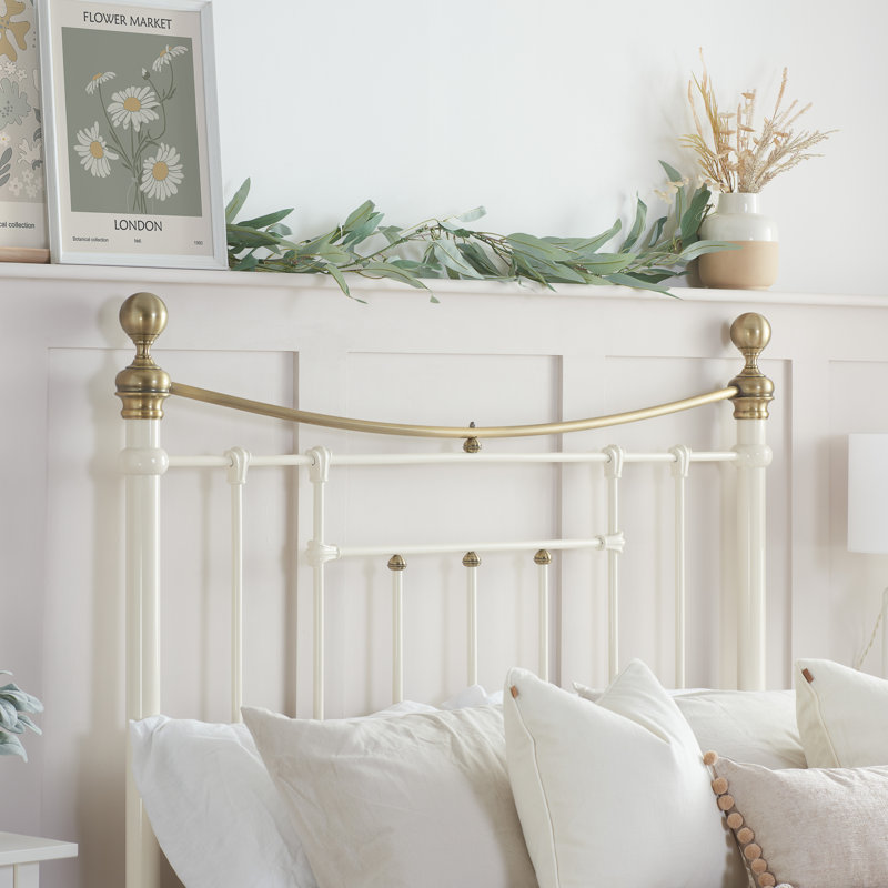 Friedensburg Bed, Kingsize (5'), Cream