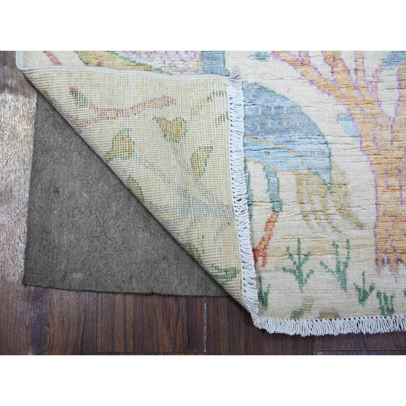 Tapis unique 2 pi 5 po x 7 pi 11 po Xabier
