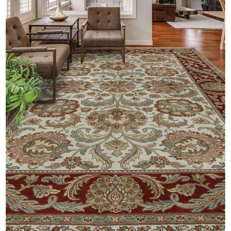 Hand Knotted Wool Oriental Area Rug in Ivory And Red