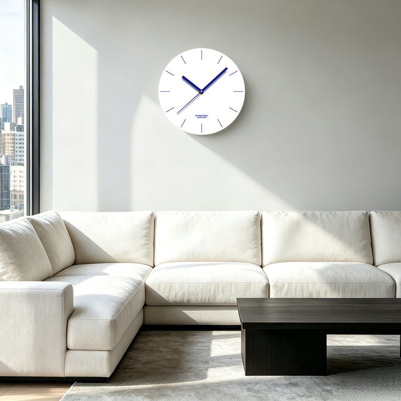 Horloge murale bleue Klein Klein