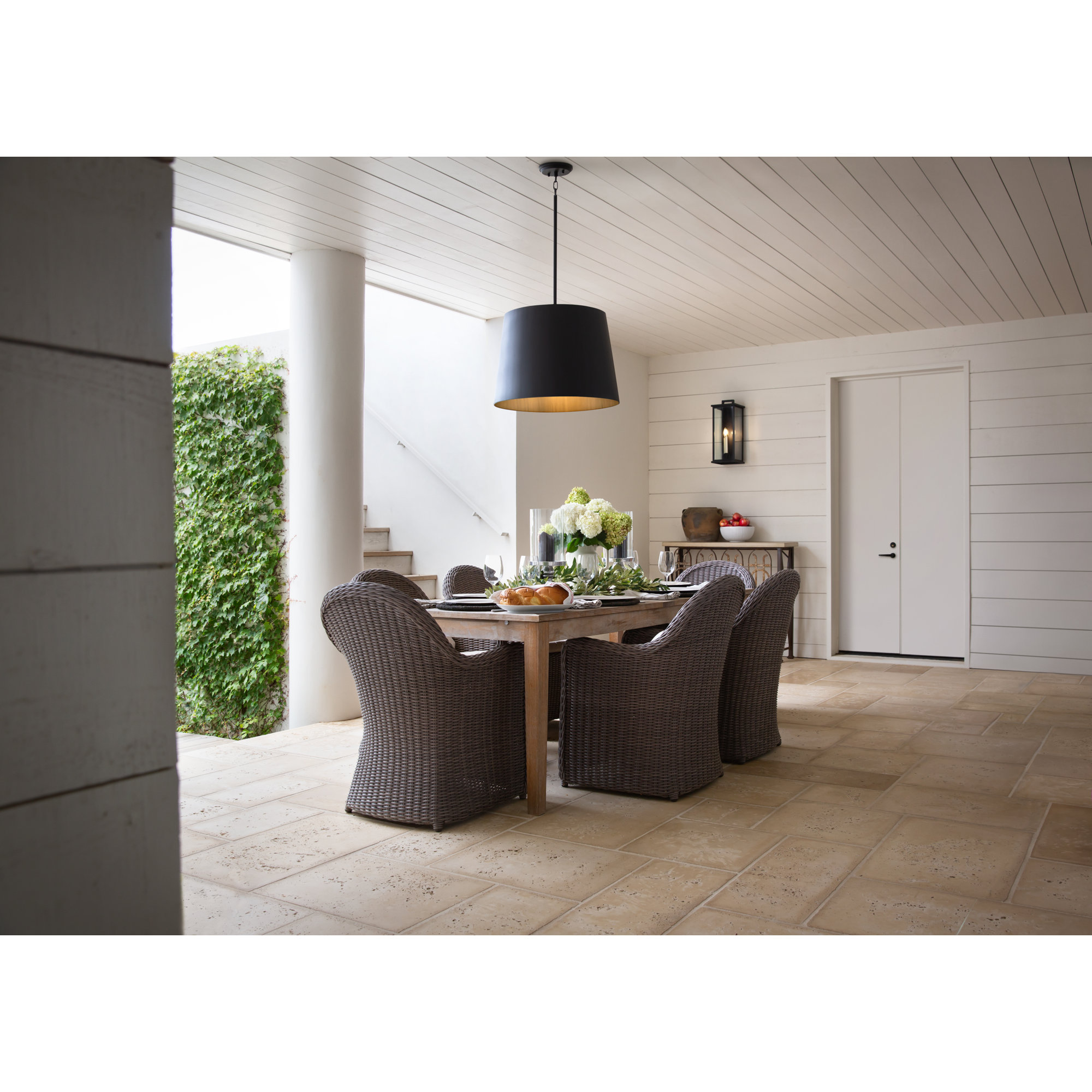 Outdoor Metal Pendant, Black