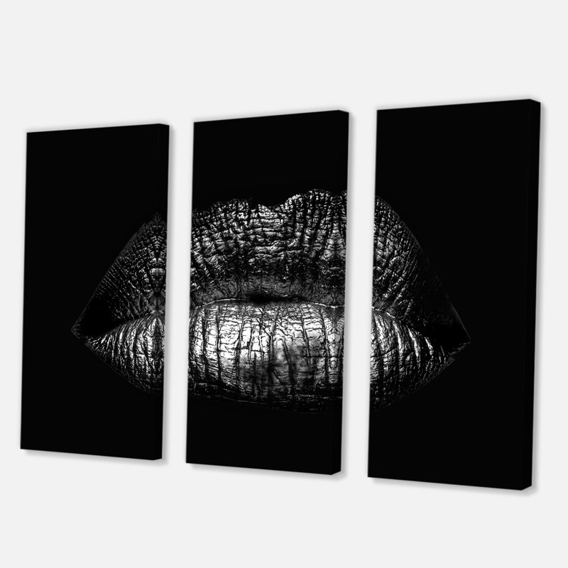 Photographie d'une femme sur toile «Golden»