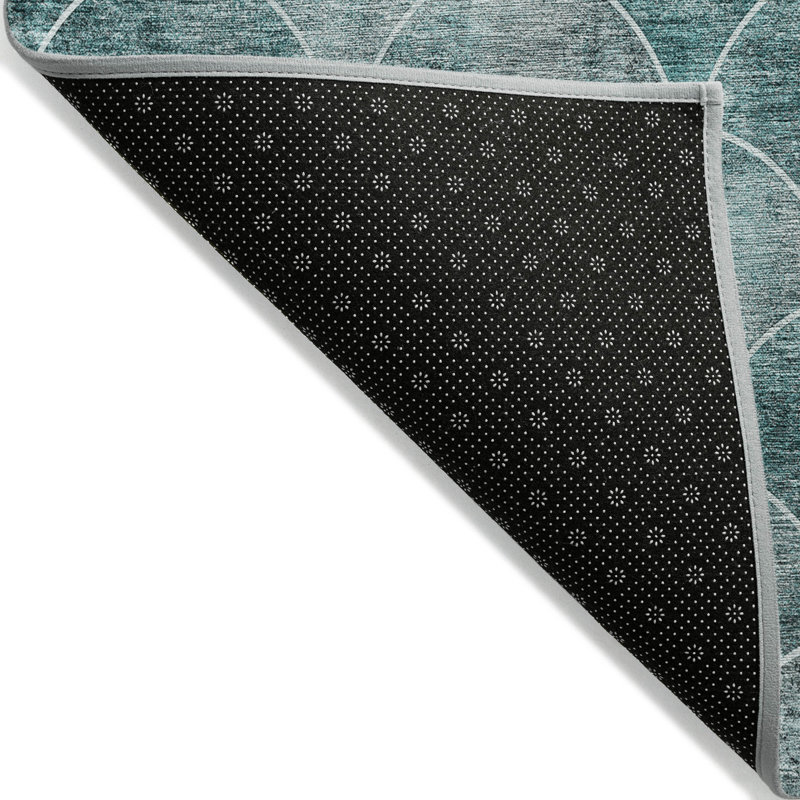 Karter Washable Geometric Indoor / Outdoor Rug, Rectangle 2'6" x 3'10"