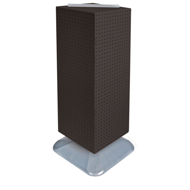 Présentoir de plancher à quatre côtés en panneau perforé sur base pivotante. Support à roulettes. Taille du panneau: l 14 po x H 40 po