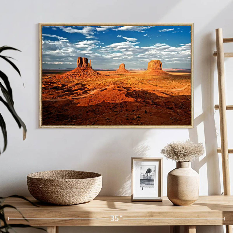 Monument Valley I, 25 po x 17 po, Cadre flottant en bois naturel