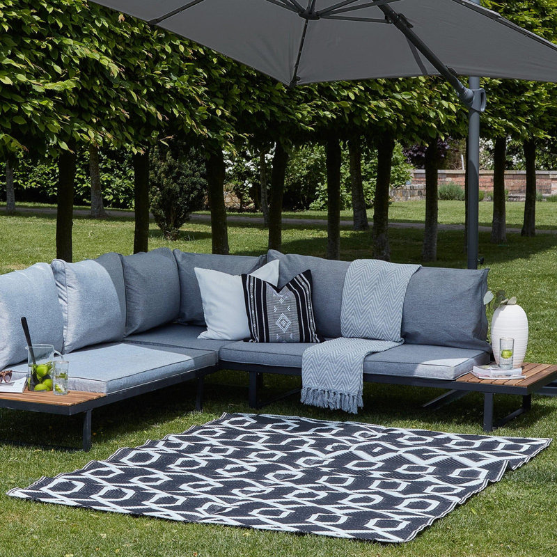 Cordle Rectangle 160 cm x 230 cm Geometric Shapes Shag Indoor / Outdoor