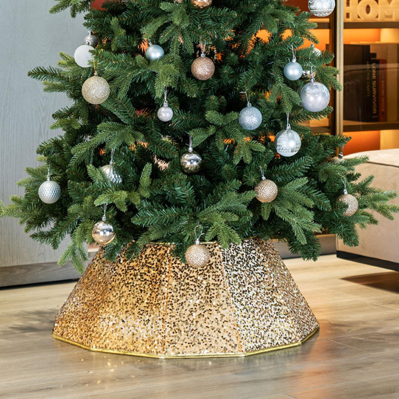 Gailey Fabric Tree Skirt