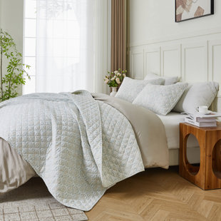 Ensemble de courtepointe à imprimé floral Patina Vie Maison
