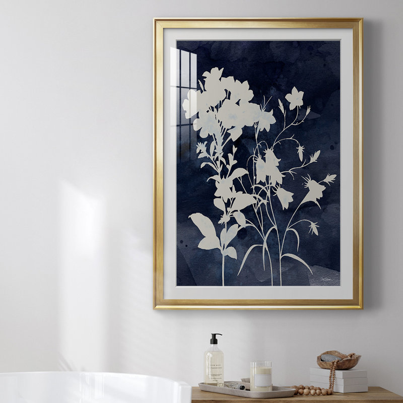 Reproduction encadrée de qualité supérieure Indigo Botanical II - prêt à être accroché, Or, H 24,5 po x l 18,5 po x P 1 po
