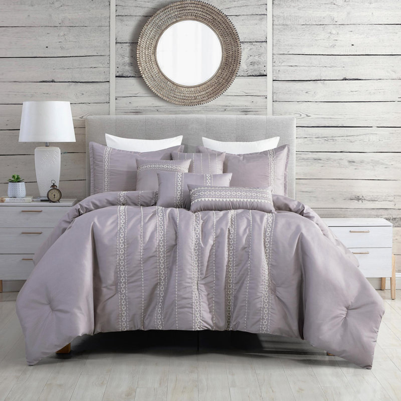 Ensemble d'édredon 7 pièces avec motif brodé, microfibre ultra douce, 100% polyester, collection de literie toutes saisons