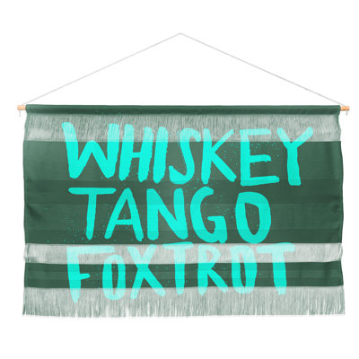 Suspension murale tango foxtrot whiskey