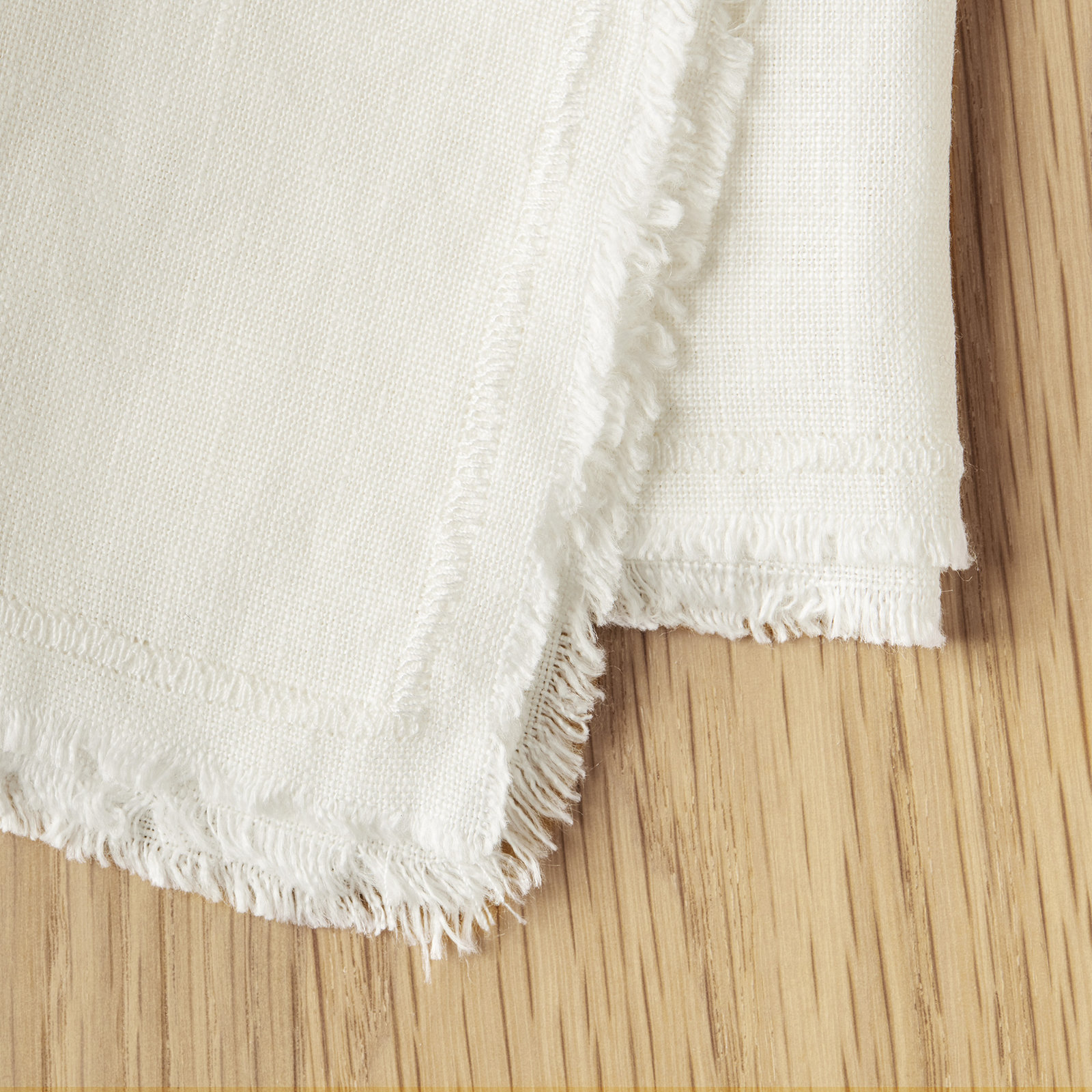 Zadia Reversible Linen Napkin, Ivory