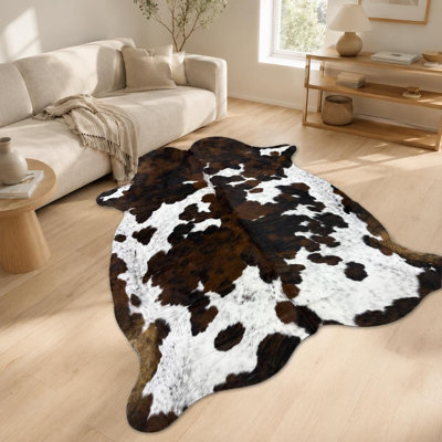 Genuine Tricolor Cowhide Rug 6x8 - Real Hair On Cow Hide Rug - Brown Black White Spotted Cowhide