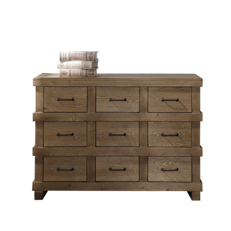 Commode exquise en chêne antique avec beaucoup de rangement et tiroirs lisses