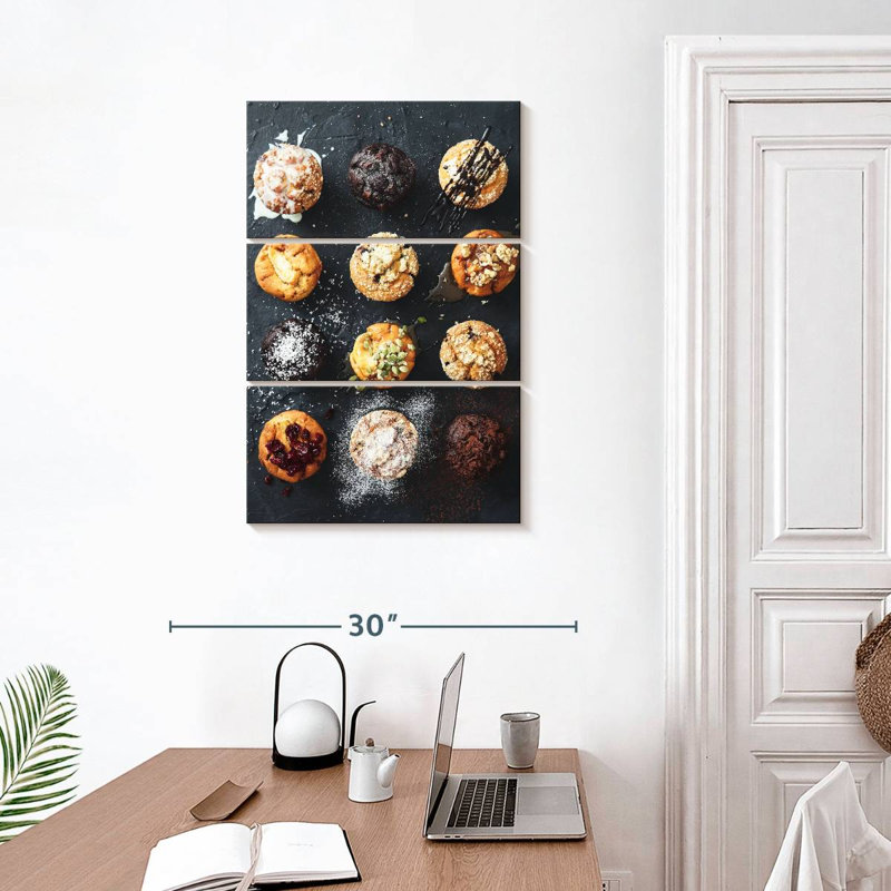 Muffins, 32" H x 20" W