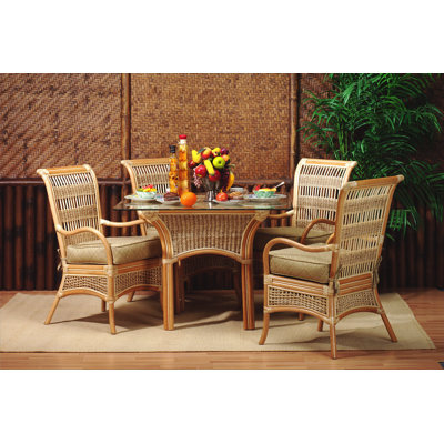 Belden 4 - Person Pedestal Dining Set