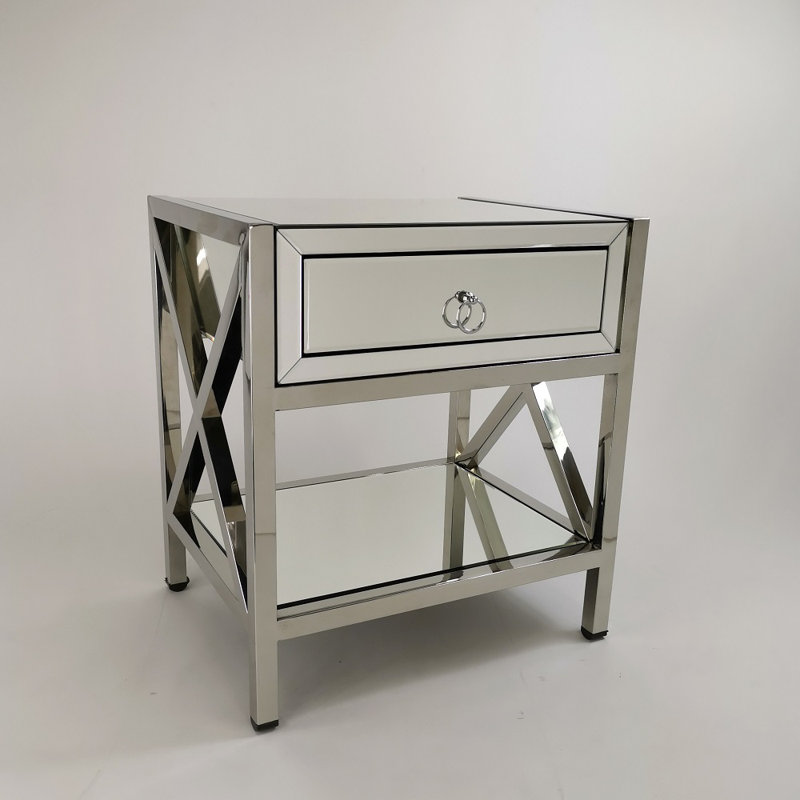Theisen Accent Chest