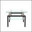 Table basse rectangulaire moderne en verre noir avec plateau transparent et rangement double couche, parfaite pour le salon et l'organisation.