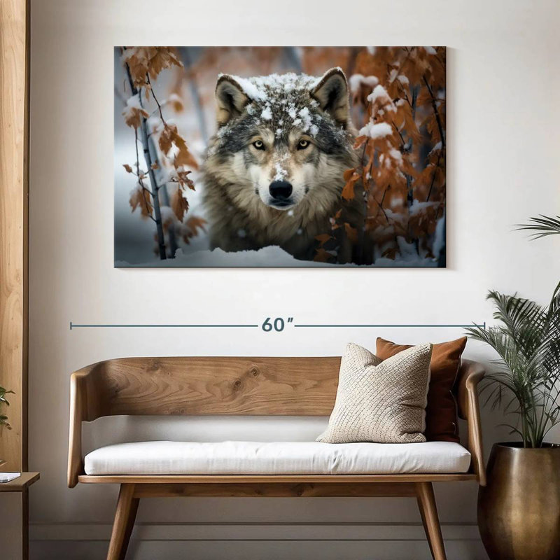 Loup gris Brampt dans la neige, H 32 po x l 48 po