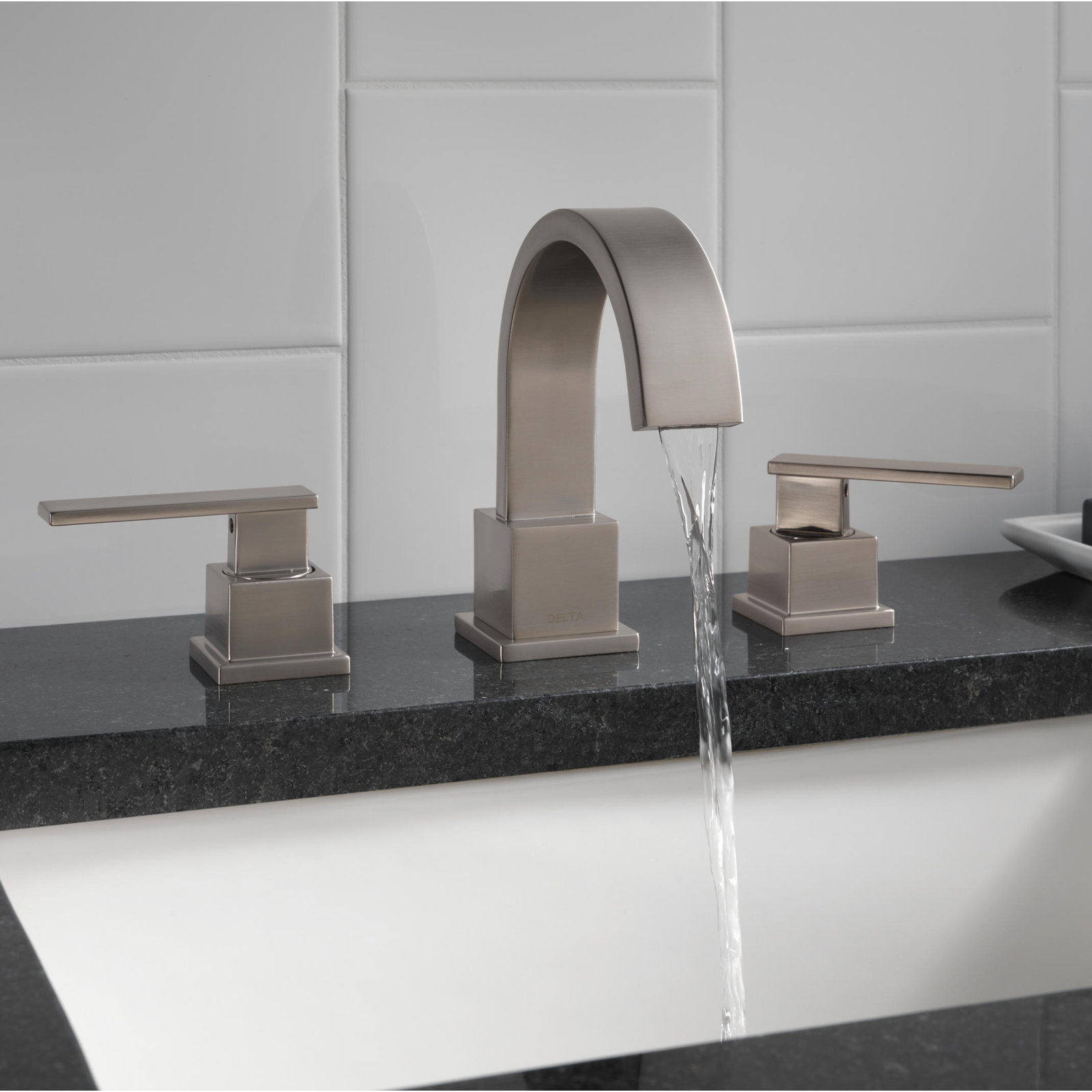 Vero Widespread Bathroom Faucet with Drain, Stainless