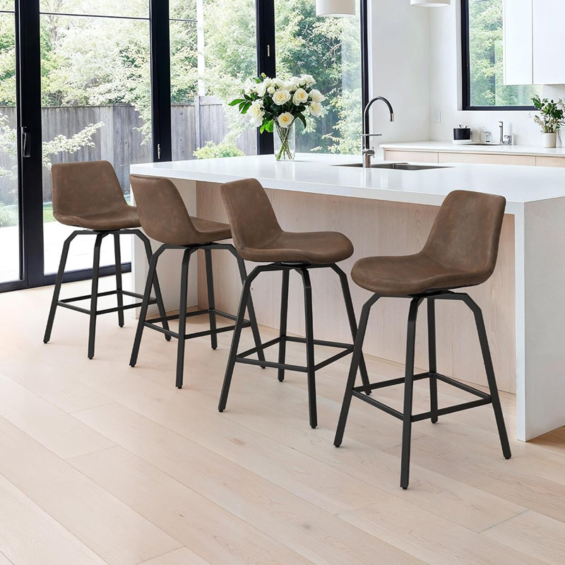 Ensemble de 4 tabourets de bar modernes pivotants à hauteur de comptoir avec sièges en similicuir et pieds en métal, brun rétro
