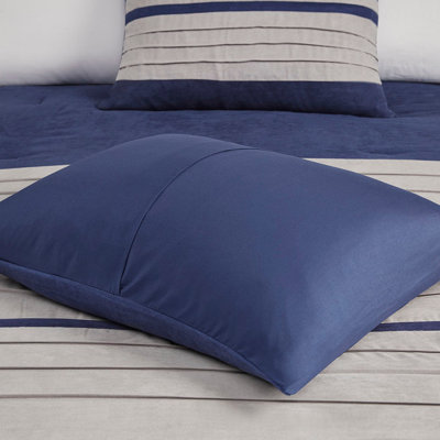 7 PC Pieced Comforter Set Blue