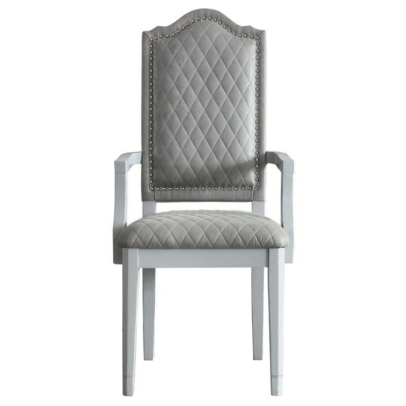Fauteuils rembourrés gris (paire) - Style contemporain pour n'importe où dans un espace séduisant à deux tons (2)