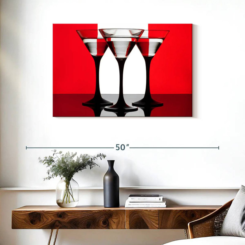 Yarlin trois cocktails Martini, H 24 po x l 36 po