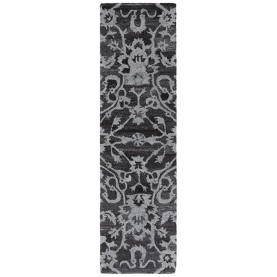 Corleen Tufted Performance Performance Floral Rug