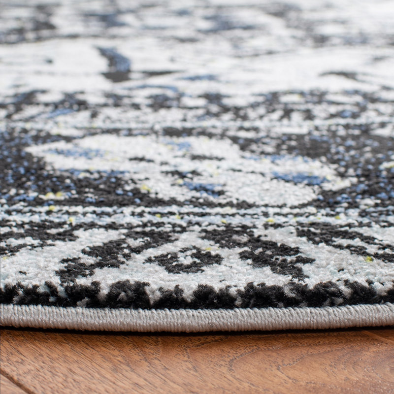 Ceana Performance Oriental Rug, Round 6'7"