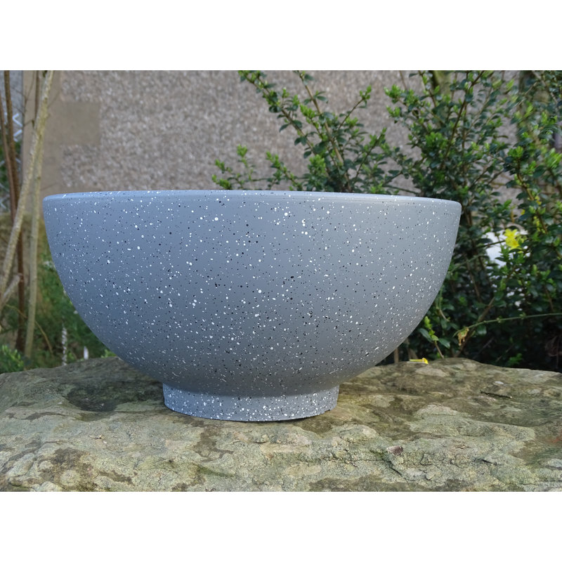 Leonia Pot Planter