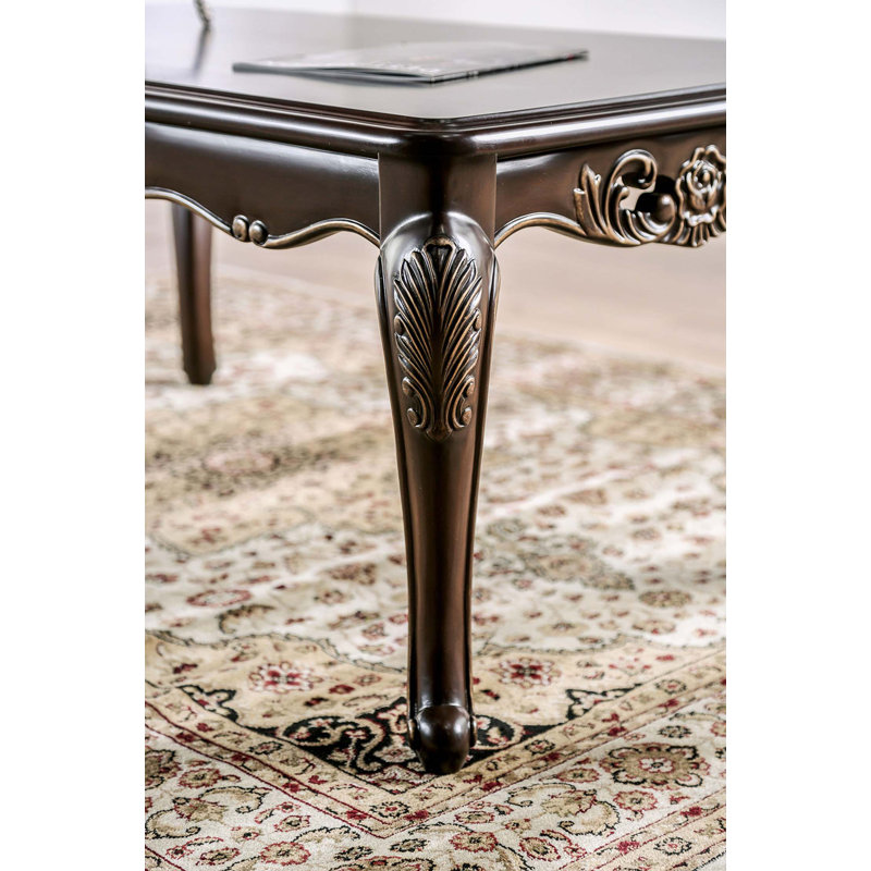 Table de bout de style traditionnel avec pieds courbés et structure en bois massif