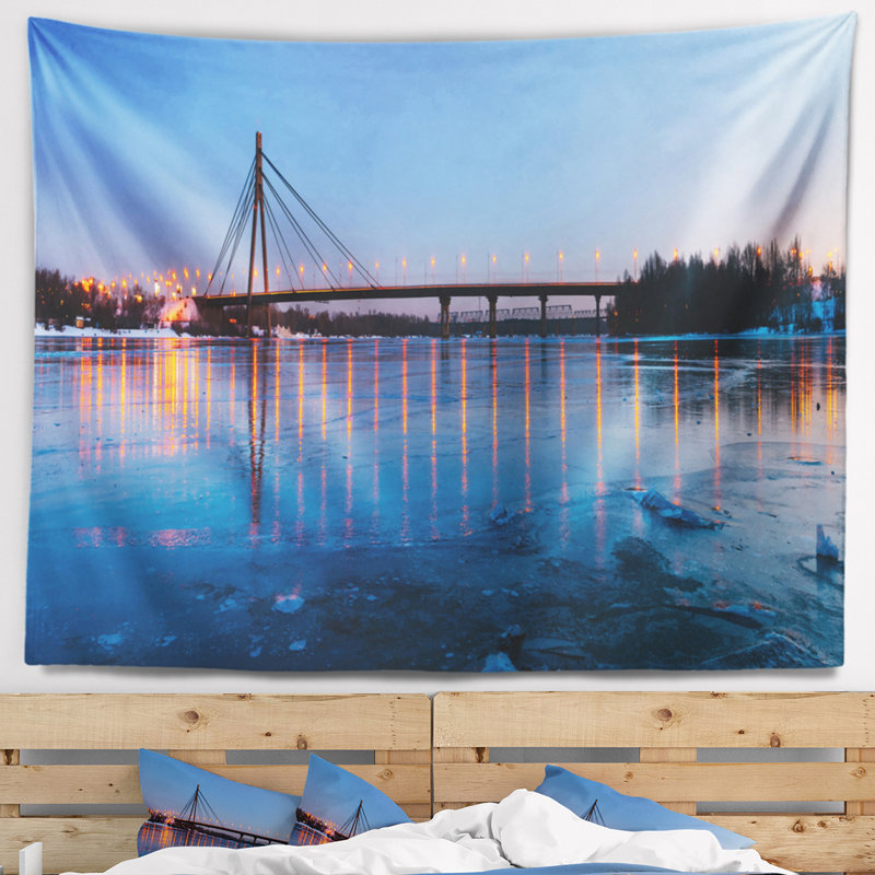 Tapisserie panoramique du paysage urbain du pont de Moscou à Kyiv, H 32 po x l 39 po