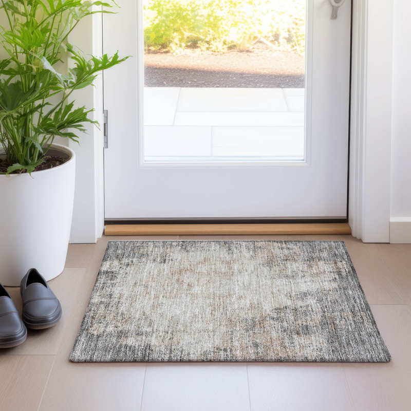 Tapis rectangulaire Aleighna avec envers antidérapant, Rectangle 1 pi 8 po x 2 pi 6 po