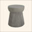 Table d'appoint d'extérieur en béton léger avec une conception de sablier, durable et polyvalente pour le patio et le jardin