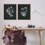 Ensemble de 2 toiles flottantes encadrées de fleurs noires et blanches par House Fenway-1562596881-1562596880