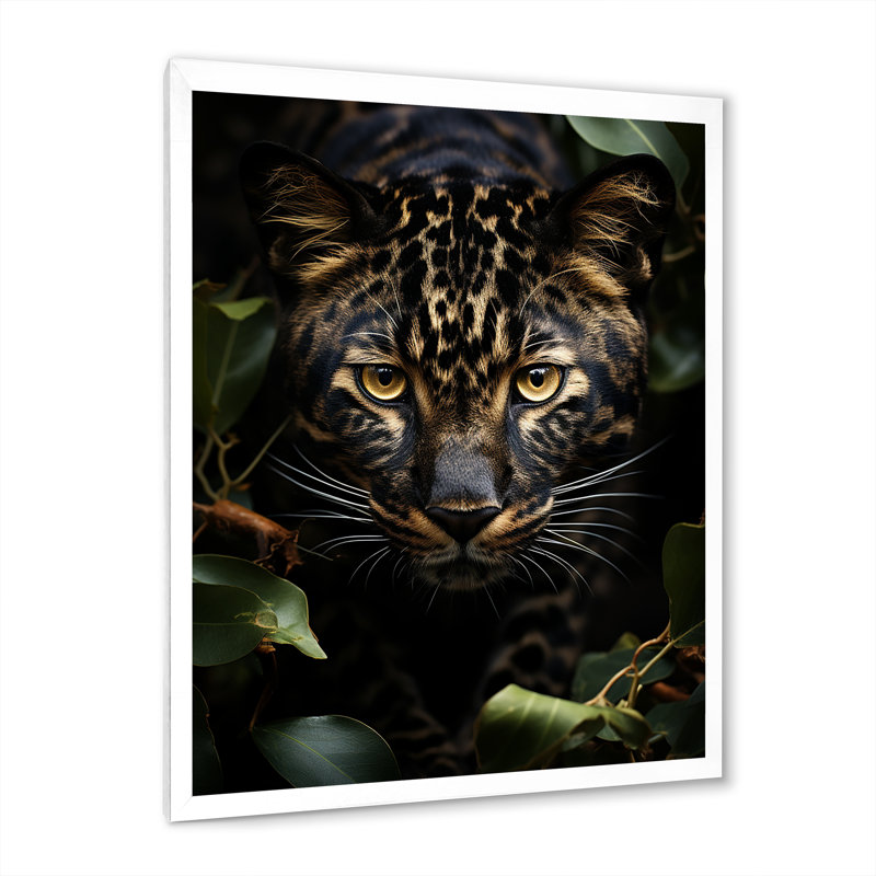 «Leani Cheetah Portrait Silent Stalk II», reproduction sur toile, H 32 po x l 16 po x P 1 po, Cadre photo blanc