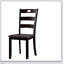 Ensemble de table de salle à manger de style transitionnel 5 pièces avec table carrée et chaises à lattes, pour un décor moderne et traditionnel.-1043986031