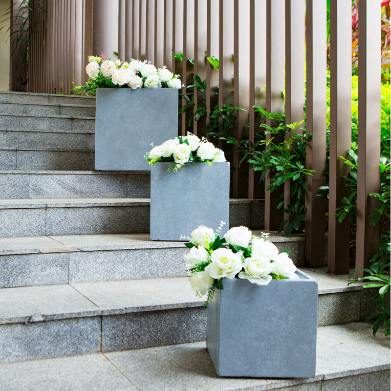 Jakelyn Pot Planter, Slate Gray