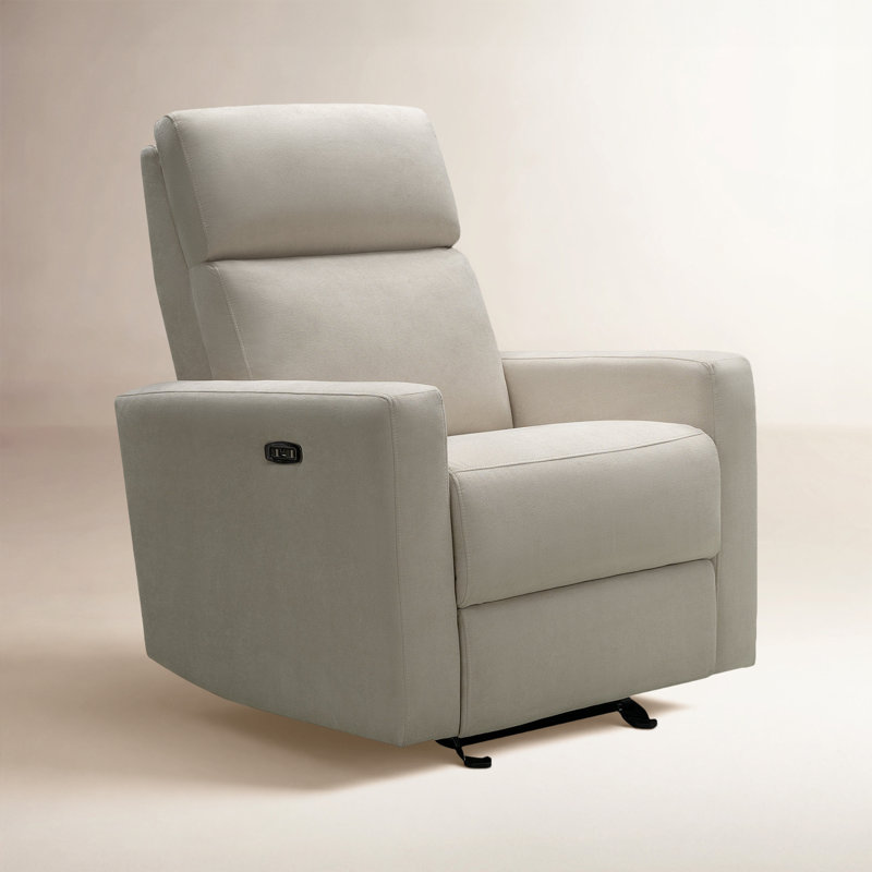 The Glider, Ivory