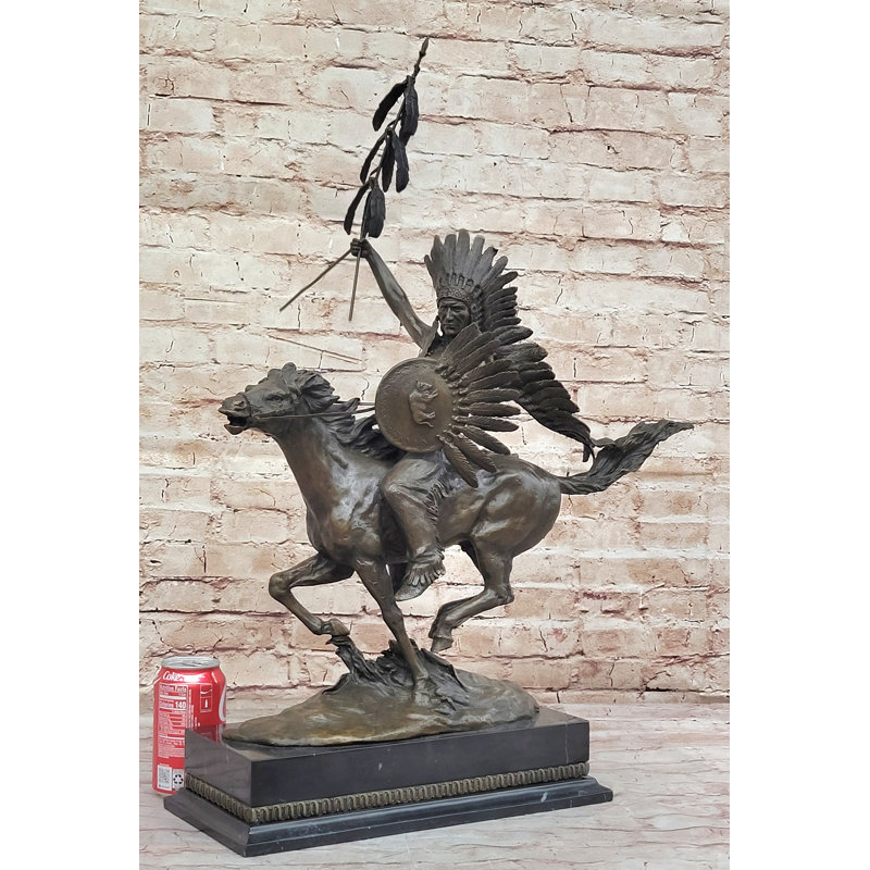 Figurines et sculptures