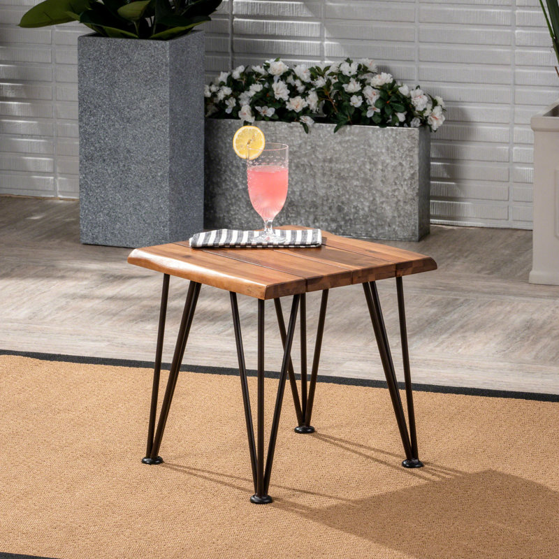 Table d'appoint rustique avec pieds en bois et en métal 18 po x 18 po x 18 po