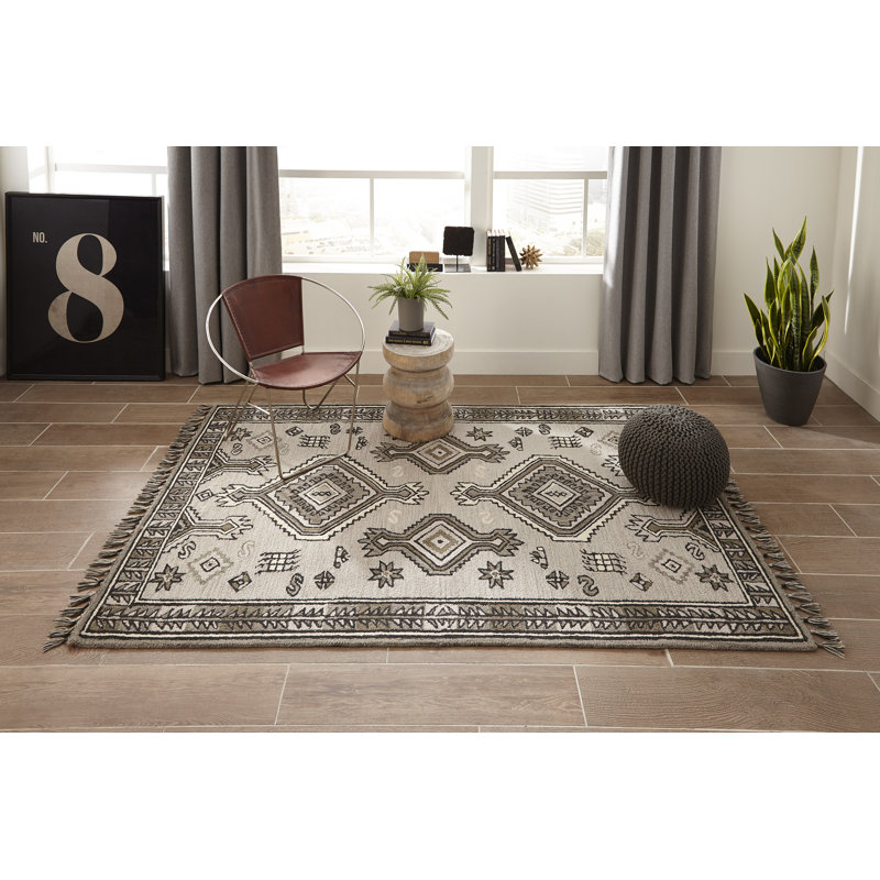 Tahoe Hand Tufted Wool Southwestern Area Rug in Gray, Rectangle 7'6" x 9'6"