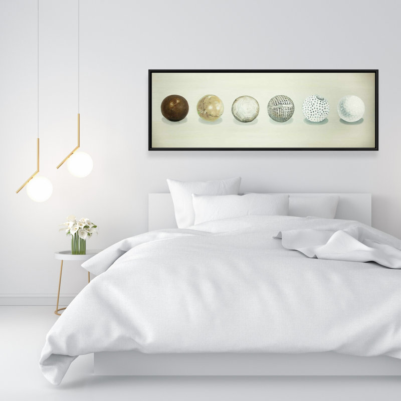 «Golf Ball Evolution» sur toile, H 16 po x l 48 po