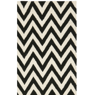 Rodgers Hand Woven Flat Weave Wool/Cotton Chevron Rug in Ivory/Black