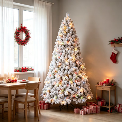 Arbre de Noël illuminé enneigé 6 pi, H 72 po x l 44 po avec 350 lumières colorées UL, 888 pointes en PVC enneigées, 36 pommes de pin naturelles et support en métal
