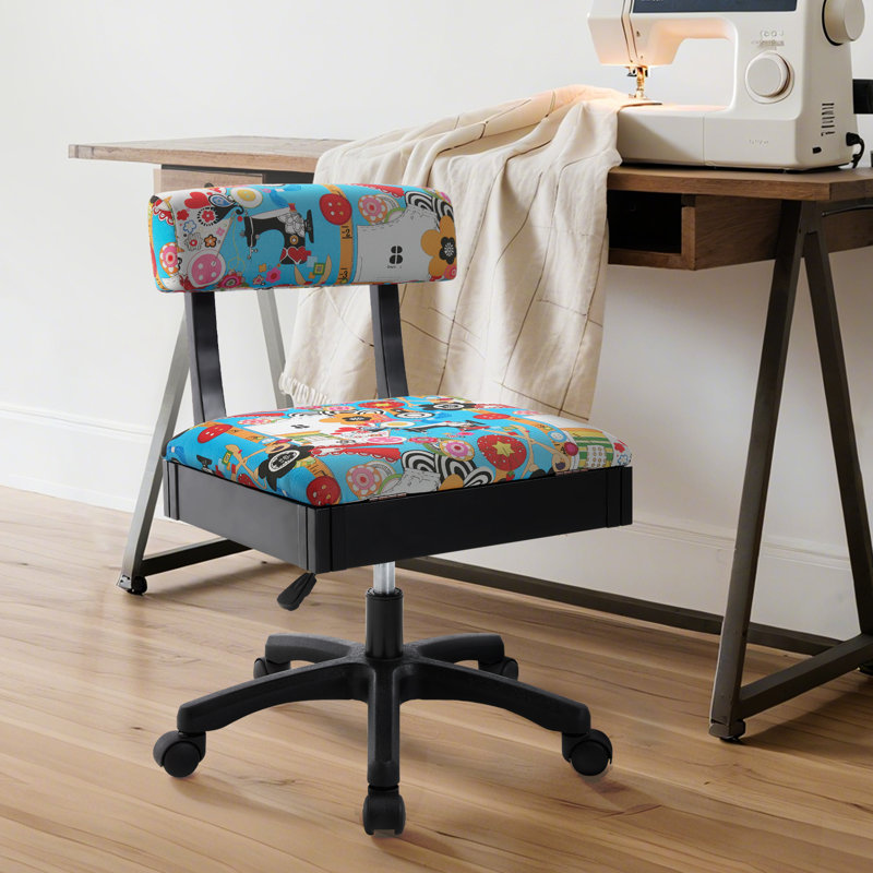 Chaise de couture à hauteur réglable avec rangement caché