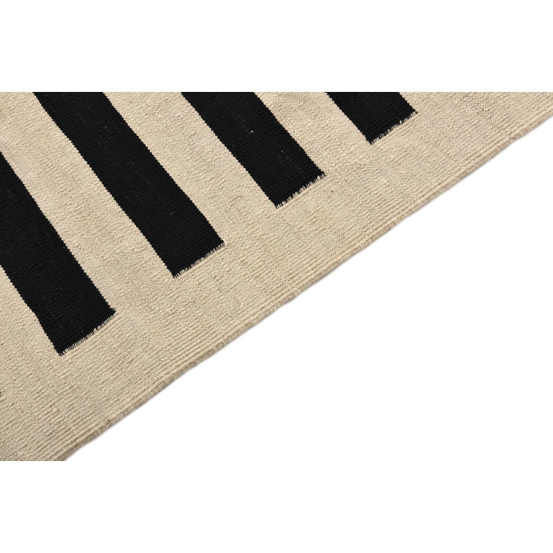 Tapis noir et blanc Ohlson