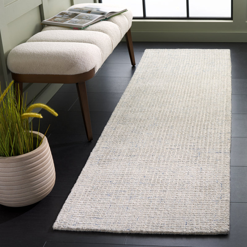 Tapis gris en viscose touffeté Urbina, Tapis de couloir 2 pi 3 po x 8 pi