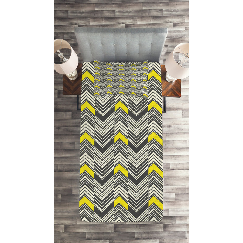 Polyester Chevron / Zig Zag Coverlet, Twin Bedspread + 1 Sham